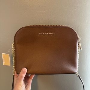 Michael Kors LG dome crossbody leather